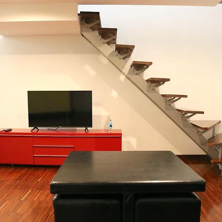 ミラノCozy & Large Loft Famagostaアパートメント エクステリア 写真