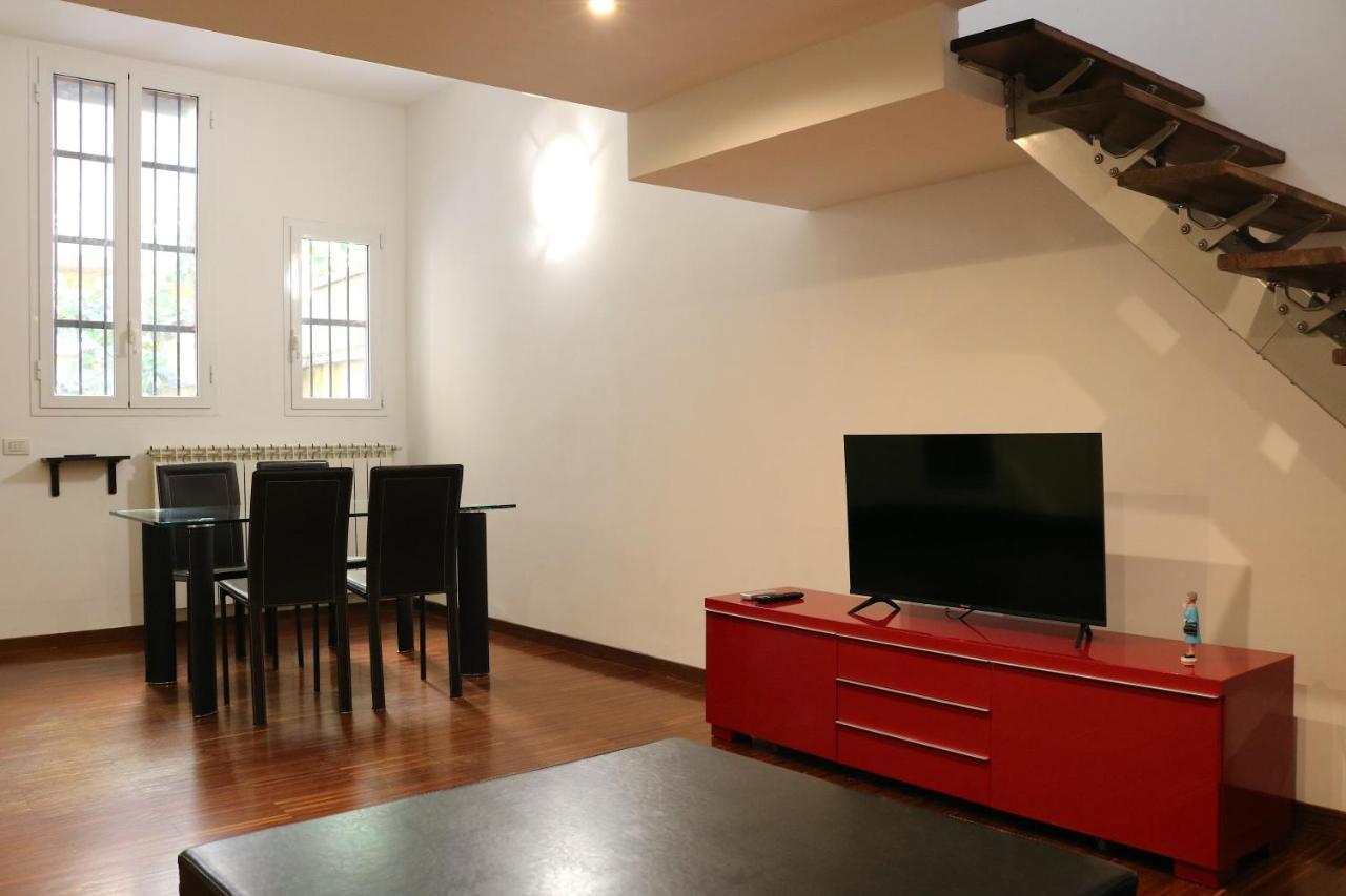 ミラノCozy & Large Loft Famagostaアパートメント エクステリア 写真